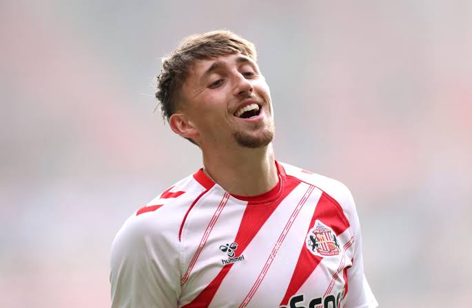 Hull City Seal £2.5m Deal for Dan Neil to Strengthen Midfield  Hull City have reportedly secured Sunderland midfielder Dan Neil for a reported £2.5 million, bolstering their squad ahead of next season as they prepare to compete in the Premier League following promotion….