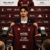 🚨 OFFICIEL : Le FC Metz frappe un grand coup sur le marché des transferts en s’offrant une nouvelle recrue prometteuse dans un transfert estimé à plusieurs millions d’euros, prêt à écrire une nouvelle histoire en Grenat avec de grandes ambitions…voir plus ⤵️